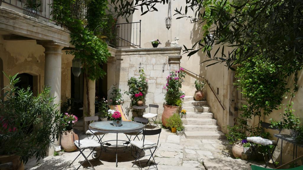 Saint-Rémy-de-Provence La Maison D'Isidore מראה חיצוני תמונה